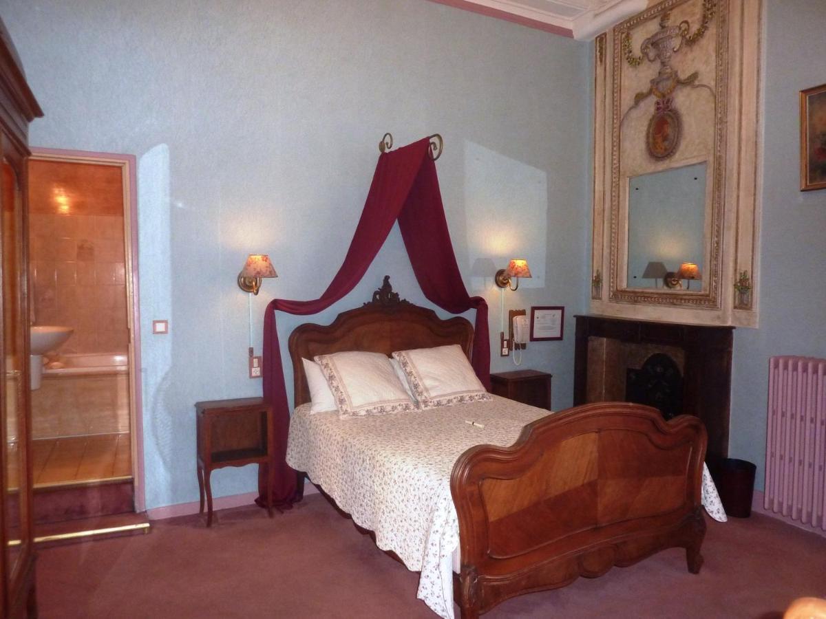 Hotel Du Fiacre Carpentras Rum bild